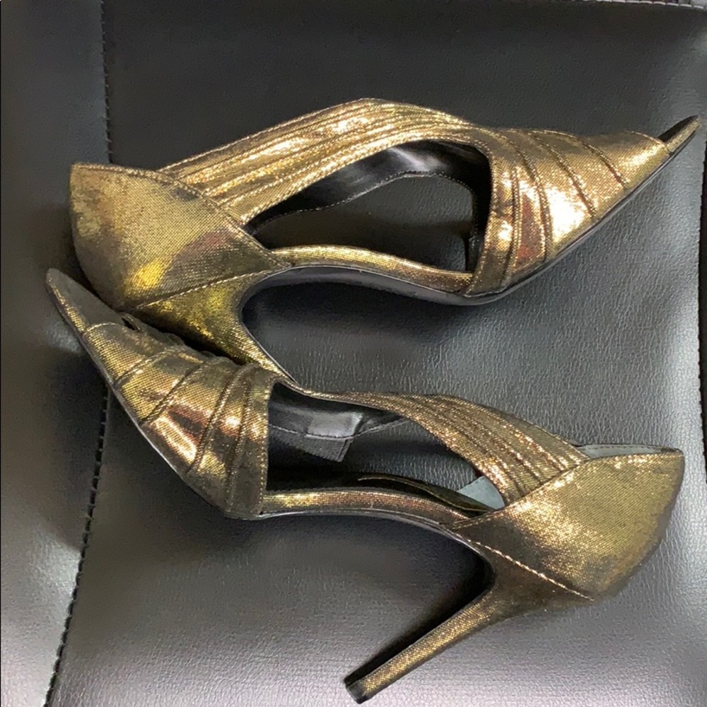 Nina Gold Open Toe stilettos